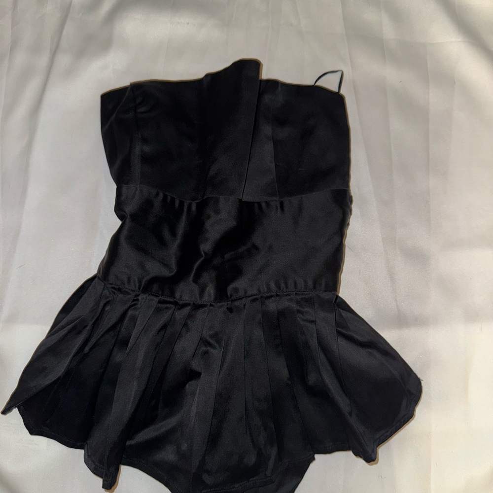 Zara Basic Sleek Black Garment